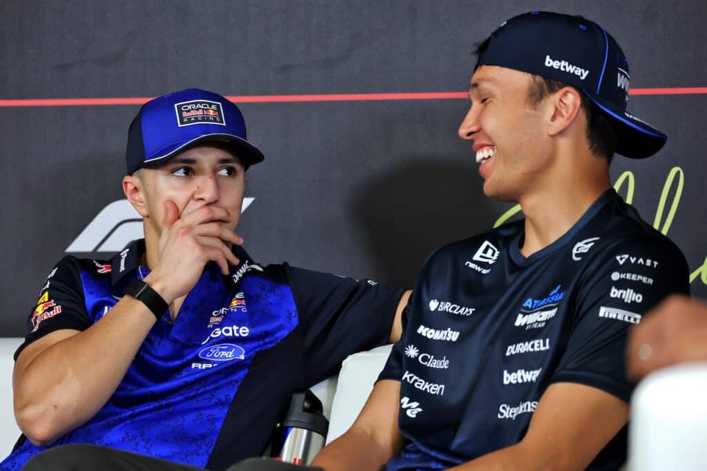 Formula 1 | Albon e Perez consigliano Hadjar al suo primo anno in Red Bull