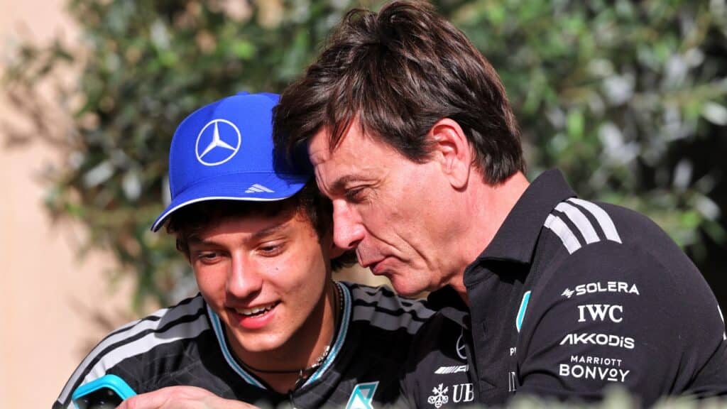 F1 GP Cina | Wolff: “In tanti hanno sparlato su Kimi, oggi entra nella storia”