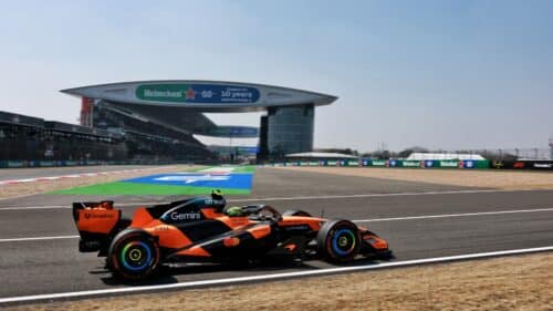 F1 GP Cina | Il ritorno della McLaren: Norris in seconda fila davanti alla Ferrari di Hamilton