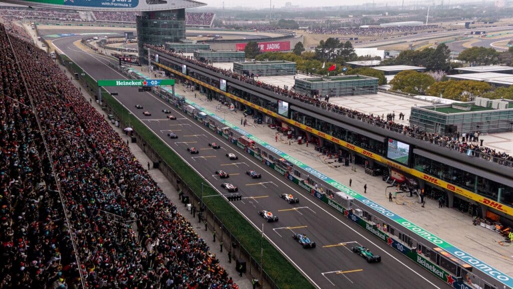 La Formula 1 prende tempo: nessuna modifica al regolamento prima di Suzuka