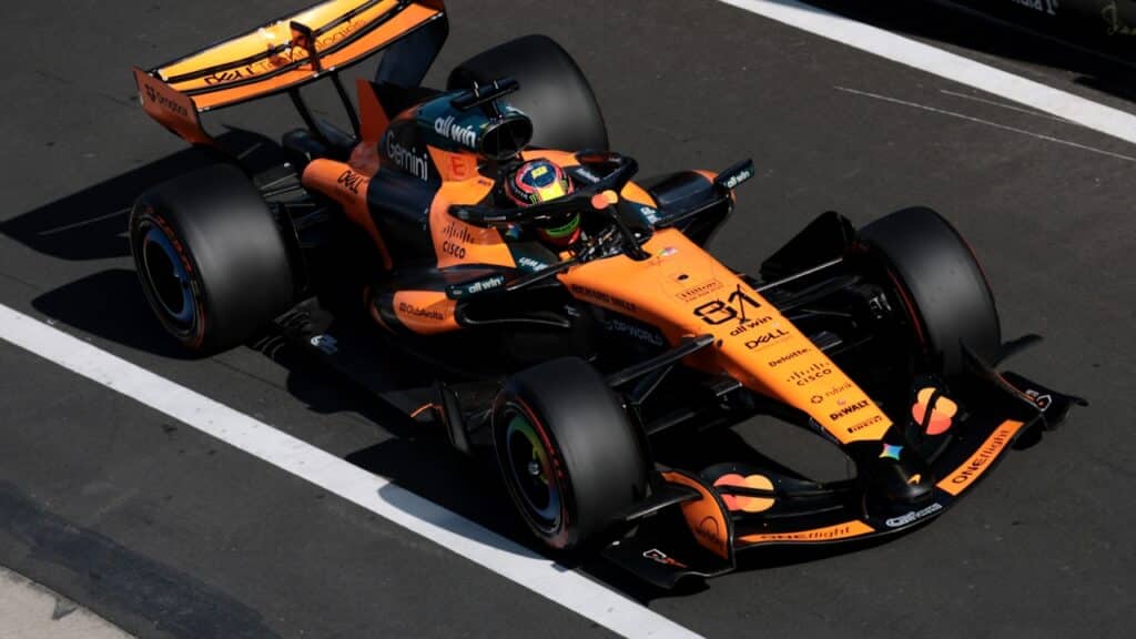 F1 | La McLaren cerca il riscatto in Giappone dopo il doppio ritiro di Norris e Piastri a Shanghai