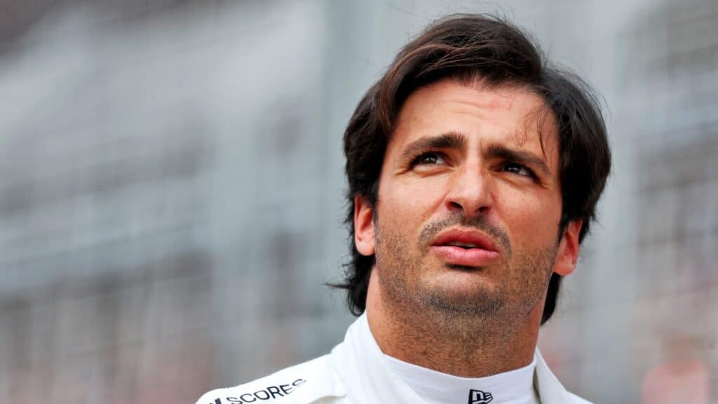 F1 | Sainz senza filtri: “L’aerodinamica attiva serve per mascherare l’inefficienza dei motori”