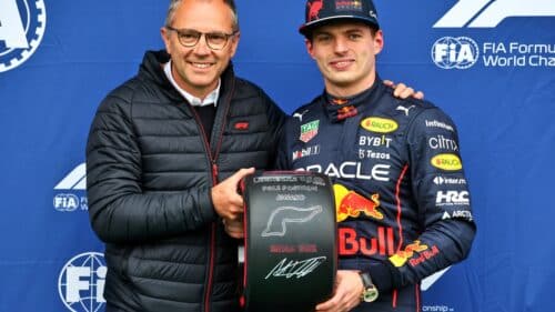 F1 | Regolamento 2026, Domenicali: “Ho parlato con Verstappen”. E Max invoca i V10 o V8