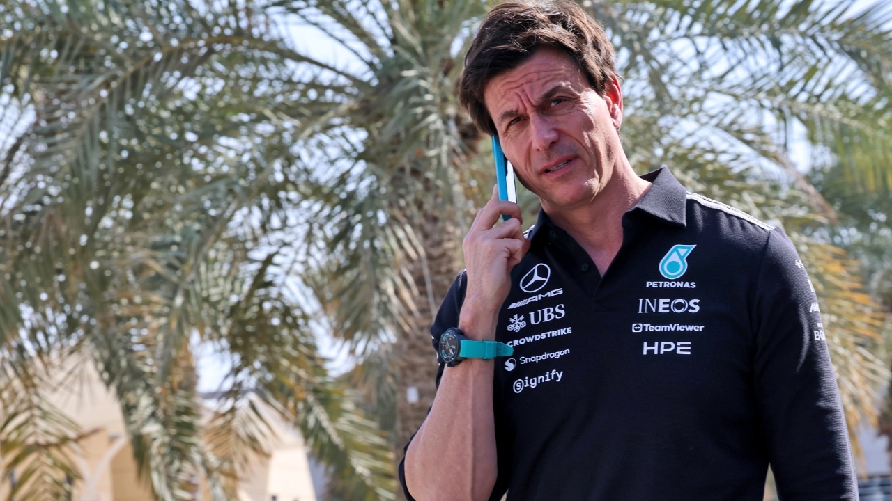 Wolff: “La Formula 1 presenta sfide continue, i nostri avversari saranno agguerriti”