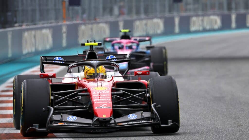 F1 GP Miami | Ferrari, Hamilton ammette: “Abbiamo bisogno dell’aggiornamento al motore”