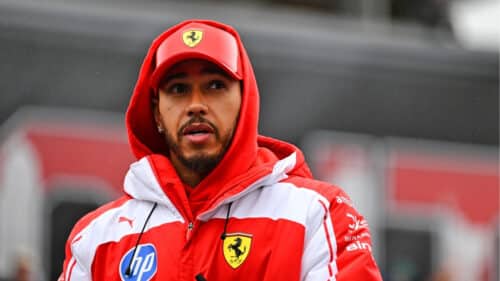 Dietrofront di Hamilton sul regolamento: “La Formula 1 deve avere motori ruggenti fino alla frenata”