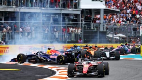 F1 GP Miami | Verstappen penalizzato resta quinto: Hadjar a muro per un errore grossolano