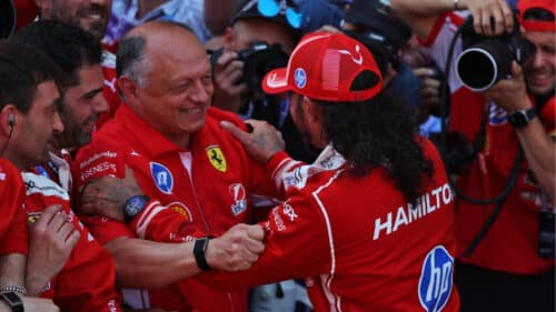 F1 | Ferrari, Hamilton esalta Vasseur dopo la vittoria di Barcellona: “Non sarei qui senza di lui”