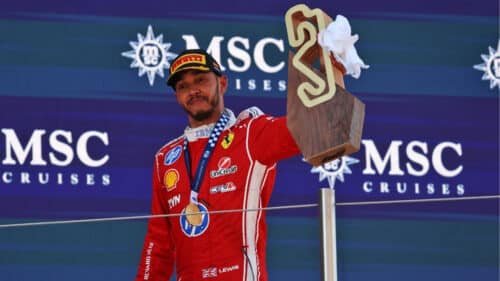 F1 | La leggenda vince guidando la leggenda: Hamilton e Ferrari, la prima pagina è scritta
