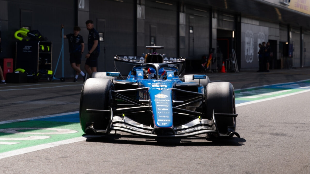 Formula 1 | Pirelli completa i test a Silverstone con Mercedes e Williams