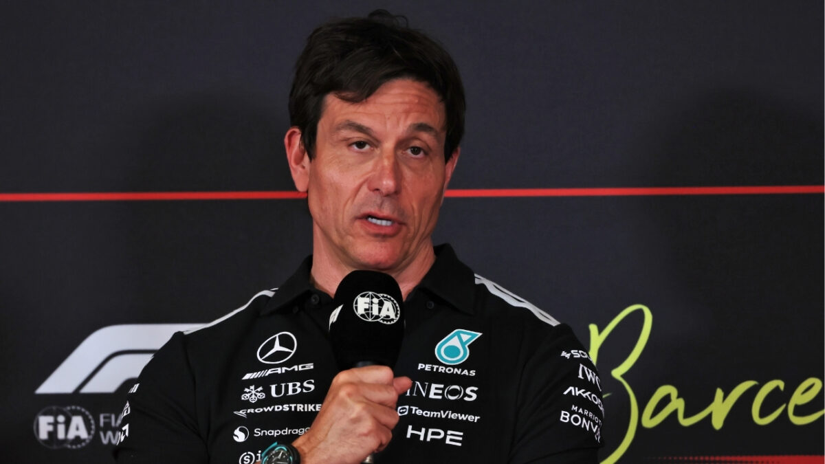 Formula 1 | Mercedes, Wolff: “Sarà una battaglia di sviluppi, noi finora siamo stati costanti”