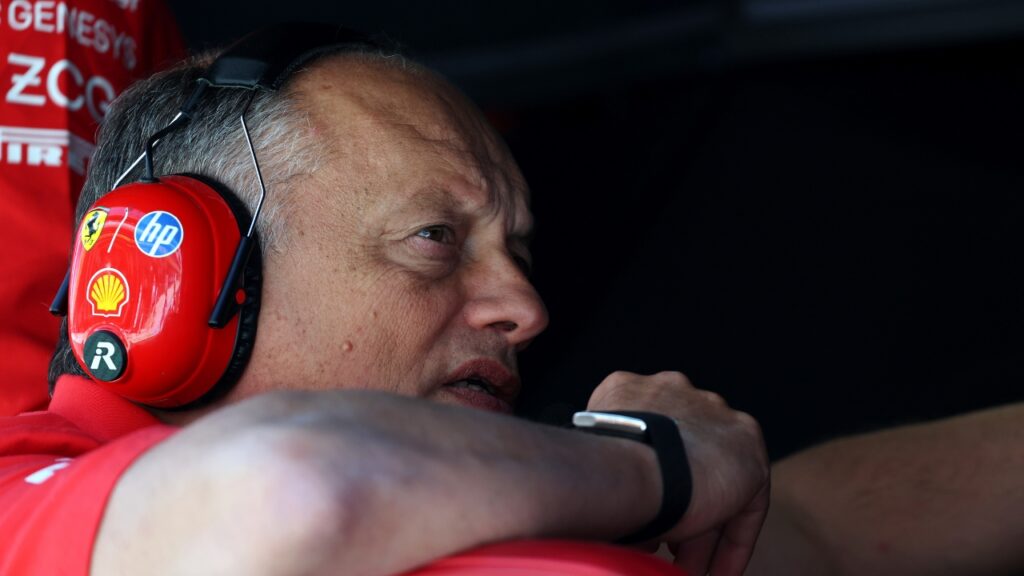 F1 | Ferrari, Vasseur sugli ordini di squadra: “Troppo presto farlo prima di Monza”