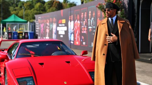 F1 GP Monza | Hamilton e la sua Ferrari F40: “Aveva solo 69 km, è la macchina dei miei sogni”