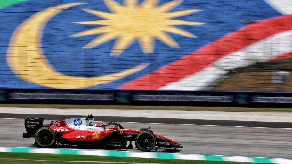 F1 GP Bahrain Malesia | Passi gara: tutti sugli stessi tempi, il degrado sarà un fattore chiave
