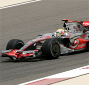 McLaren Mercedes: un buon inizio in Bahrain nonostante l'incidente di Hamilton