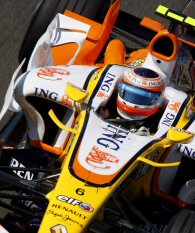 Renault F1: Soddisfazione a meta' dopo il GP di Francia