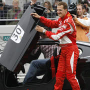 Schumacher: “Ferrari e Raikkonen vincenti, perche' piu' forti dei rivali”