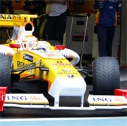 Renault e McLaren hanno minacciato di boicottare la prima gara di F1 del 2009