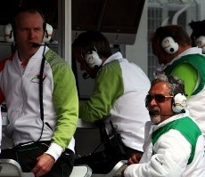 Force India: Incidente per Sutil. Fisichella sedicesimo in griglia