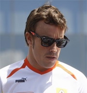 Alonso: "Spero di lottare per il podio a Valencia"