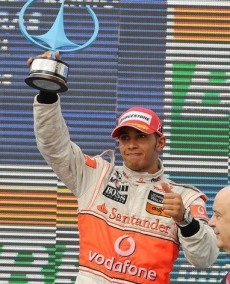 McLaren: Hamilton sul podio dopo una gara di rimonta