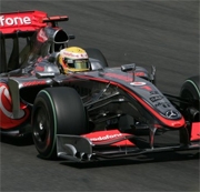 McLaren Mercedes: Hamilton punta al comando alla prima curva