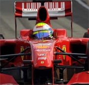 Ferrari: simulazione di gara e qualche problema per Massa
