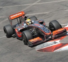 La McLaren fa da paciere nella battaglia FOTA-FIA