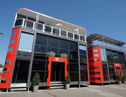 Nuovo motorhome a Barcellona per la Scuderia Ferrari Marlboro