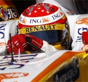 Renault: Alonso in pole, Piquet indietro