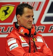 Lauda à Ferrari : « Mettez Schumacher au mur »