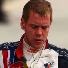 Horner: “Non esiste una opzione su Vettel da parte della BMW per il 2011”