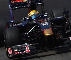 Scuderia Toro Rosso: Uno a punti, uno a muro